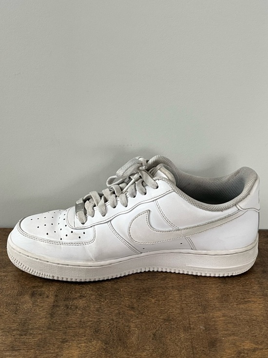 Nike Air Force 1 Low White Leather Sneakers Classic AF1 Size 10 main image 12